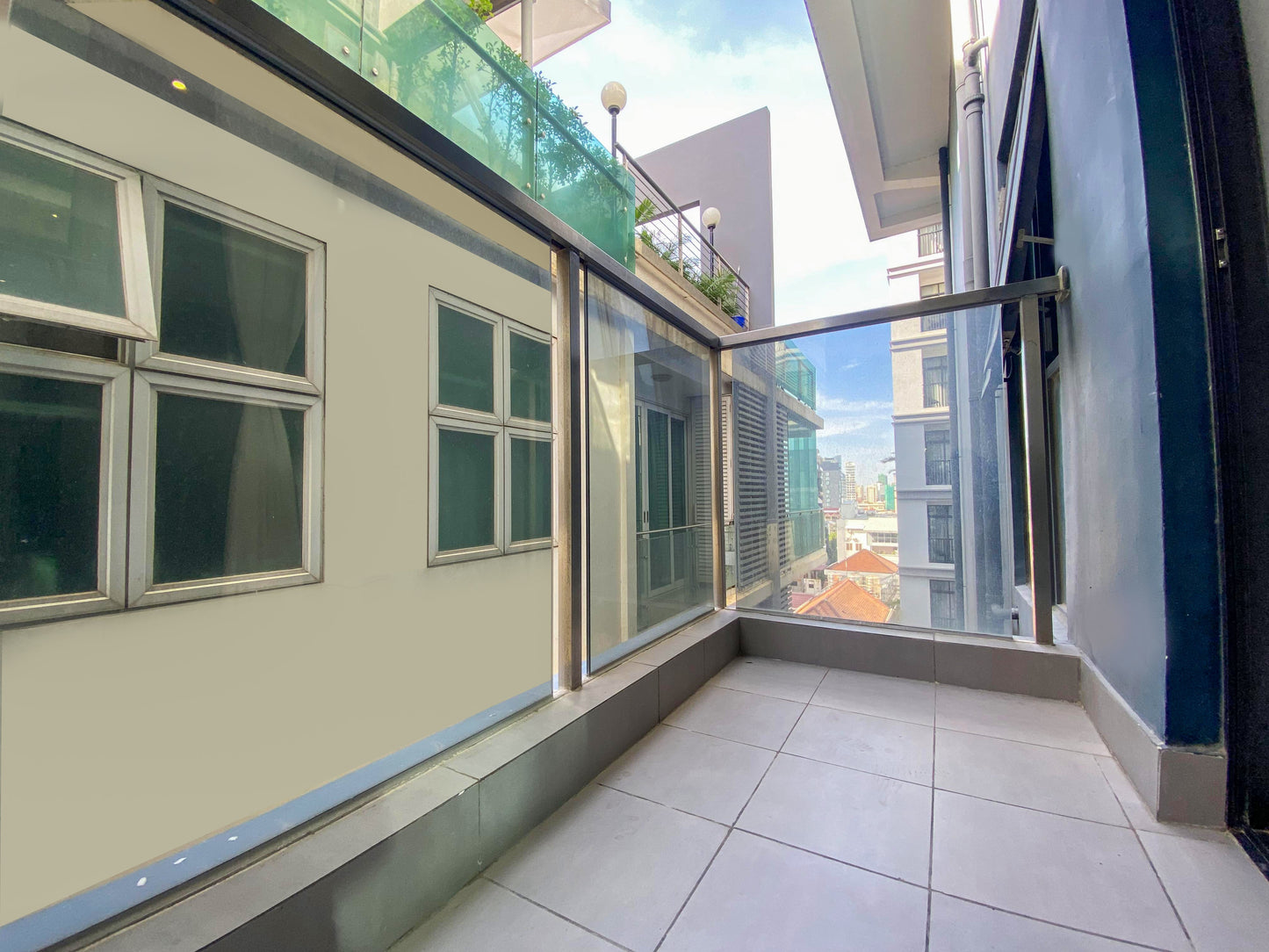 1 Bed Big Studio Block View