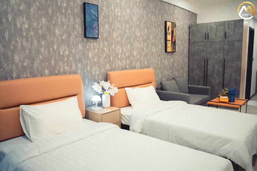 2 Bed Big Studio