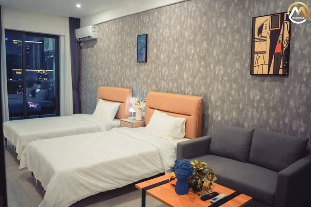 2 Bed Big Studio