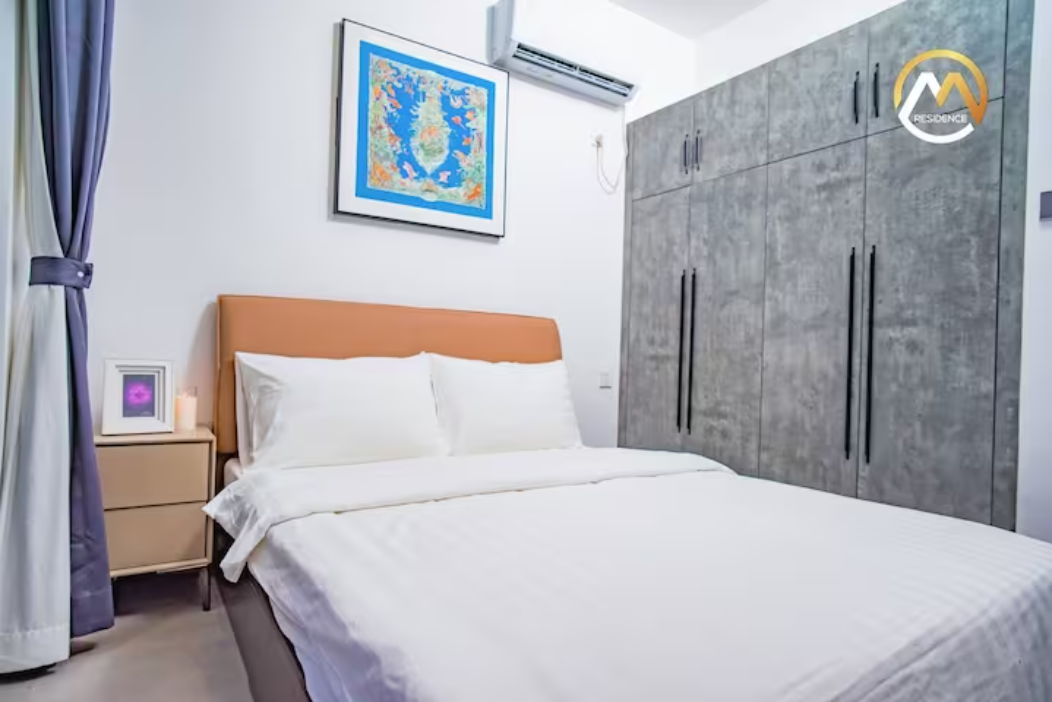 2 Bedroom