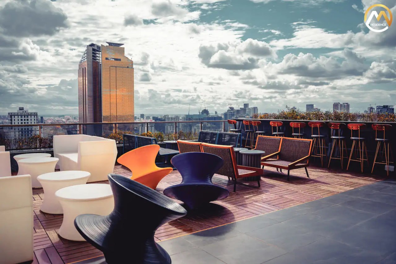 1 Bed Big Studio Block View